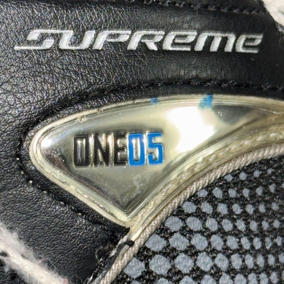 Bauer Tuuk One 05 Supreme Ice Hockey Skates Youth Size 5R Gear Equipment Used PO - Picture 3 of 12